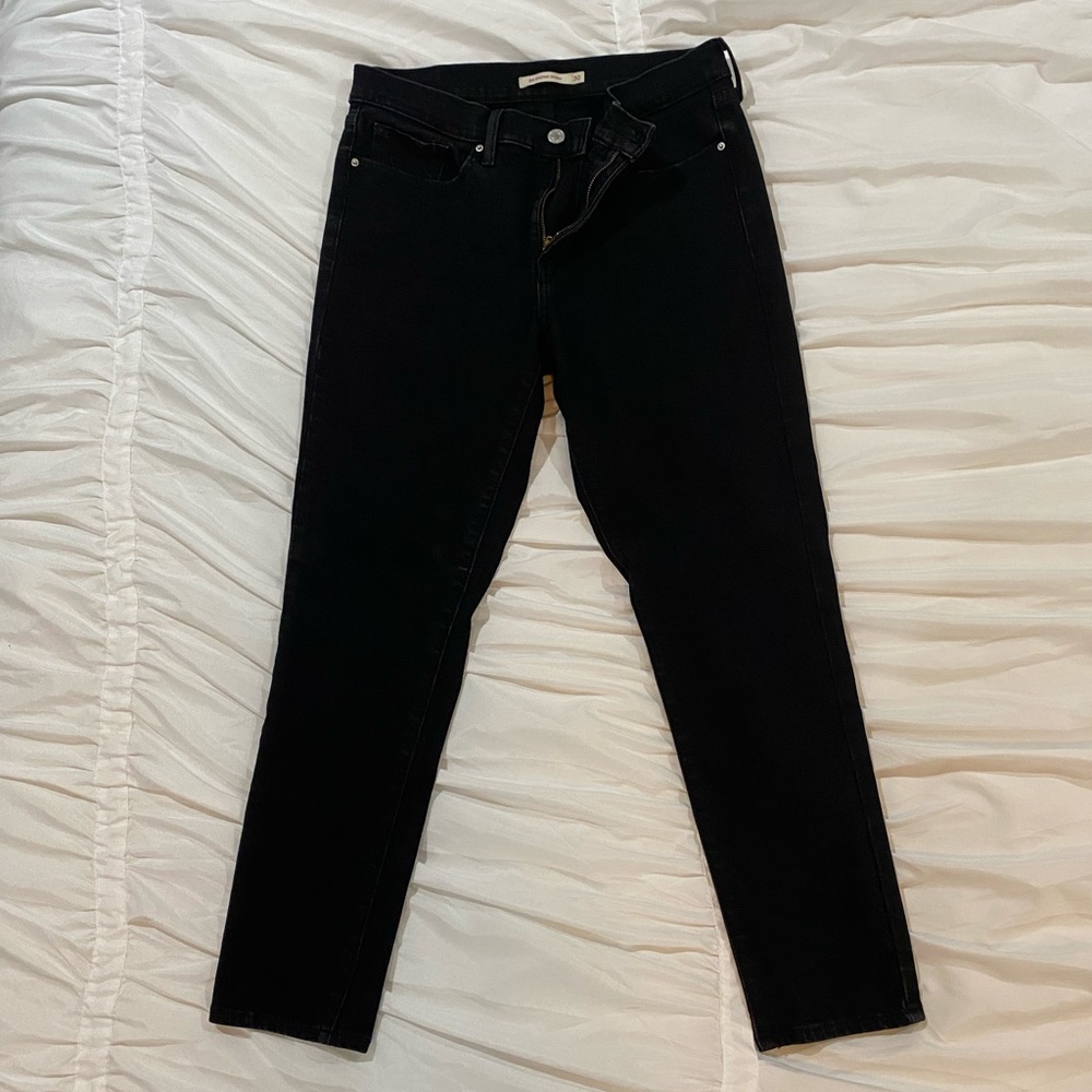 Levi’s 311 Shaping Super Skinny Jeans